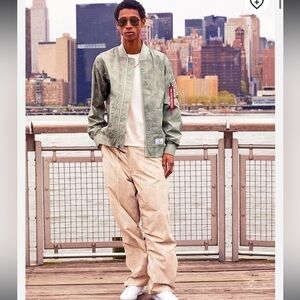 Alpha Industries L- 2B Packaway Animal Bomber limestone full zip up jacket NEW